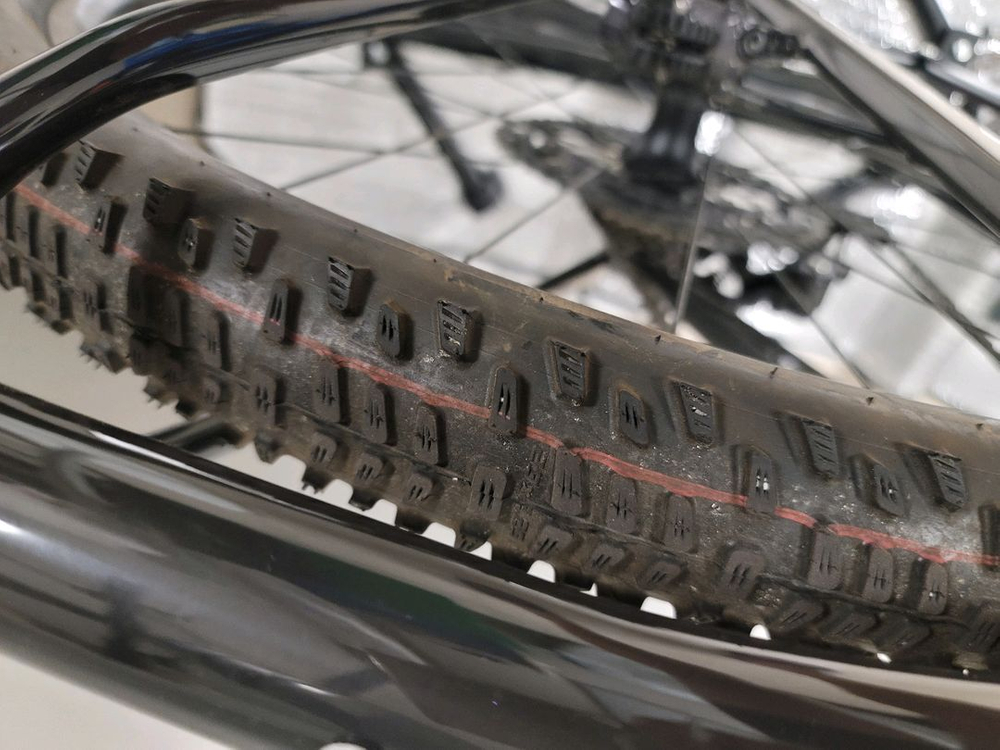 22년식 스캇 rc team s사이즈 판매합니다. 상태 굿--1