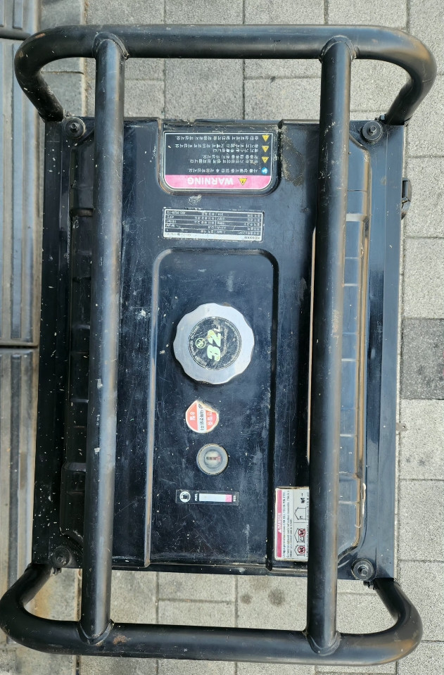 9kW 가솔린 발전기 코란도(KD9000E)--7