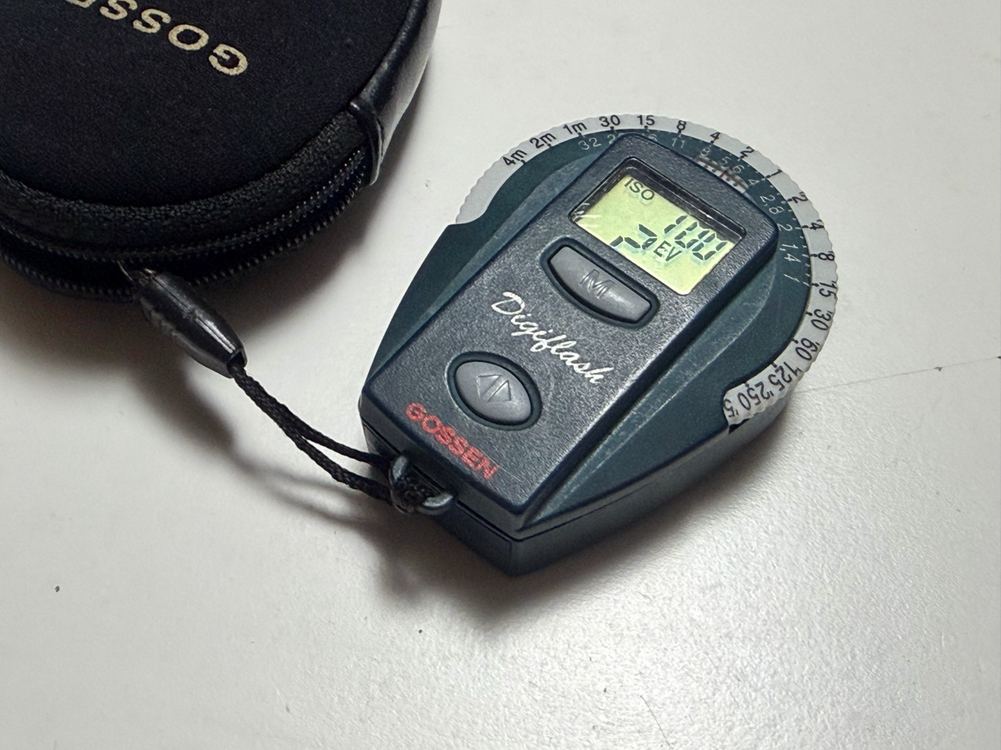 고센 디지플레쉬 노출계--1