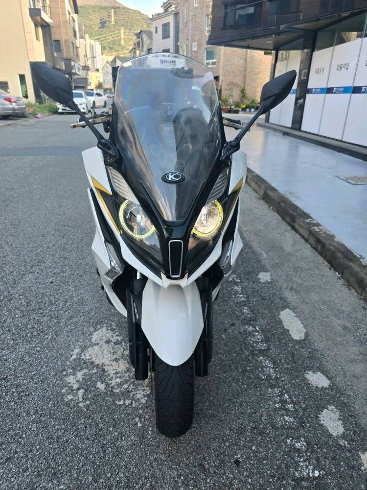 16년 다운타운 st 350 중고오토바이스쿠터울산부산양산김해창원거제진주대구경산구미 이미지