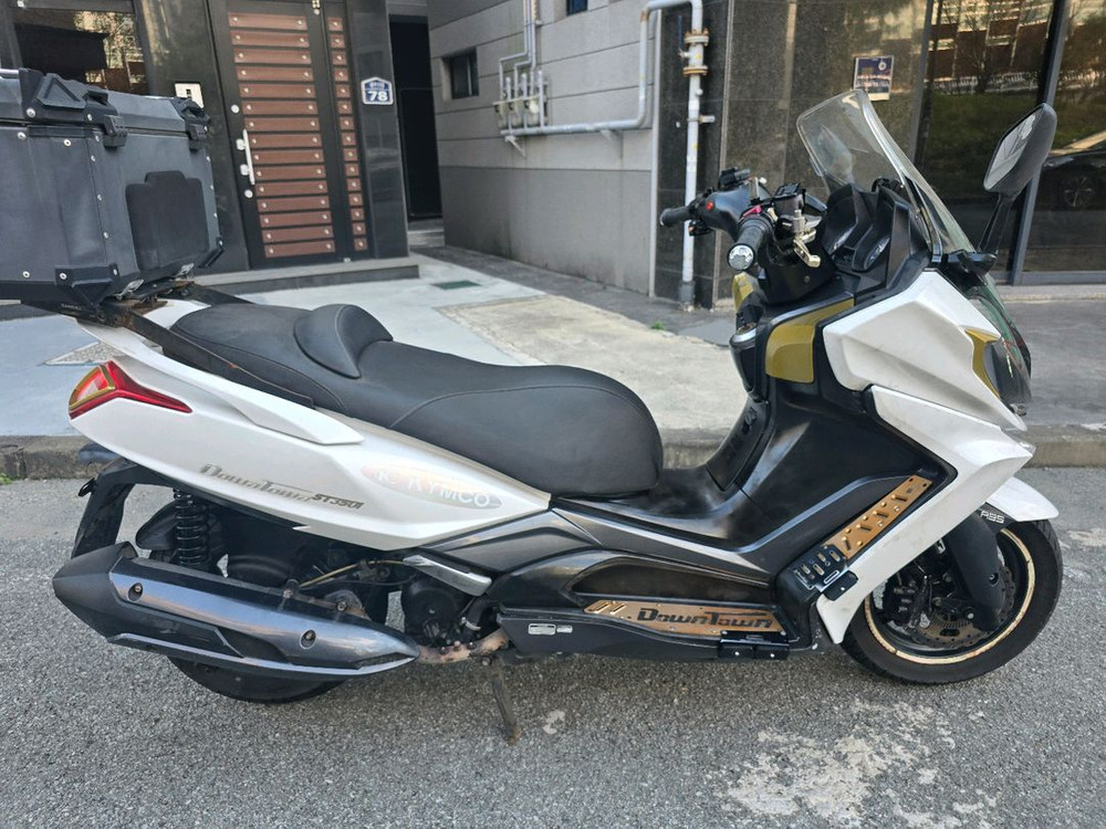 16년 다운타운 st 350 중고오토바이스쿠터울산부산양산김해창원거제진주대구경산구미 이미지