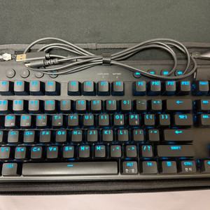 게이밍 무선키보드 이미지