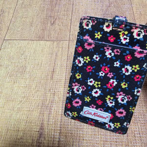 고매시덤)캐스키드슨 카드지갑 새것