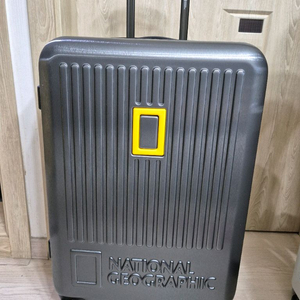 내셔널지오그래픽 캐리어 24인치 화물용 + 항공커버 새제품 (차콜)