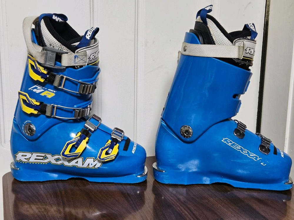 렉삼 130 M 250~255mm 발볼넓은 스키부츠 이미지