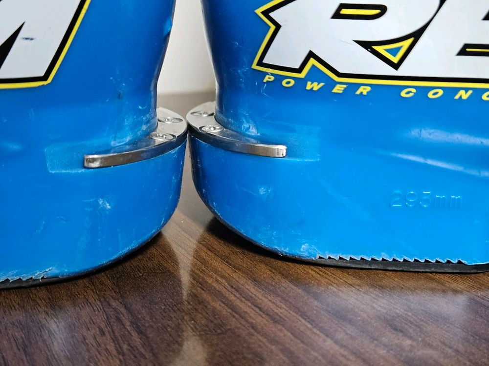 렉삼 130 M 250~255mm 발볼넓은 스키부츠 이미지