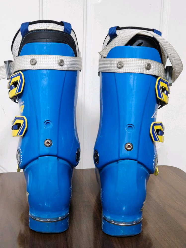 렉삼 130 M 250~255mm 발볼넓은 스키부츠 이미지