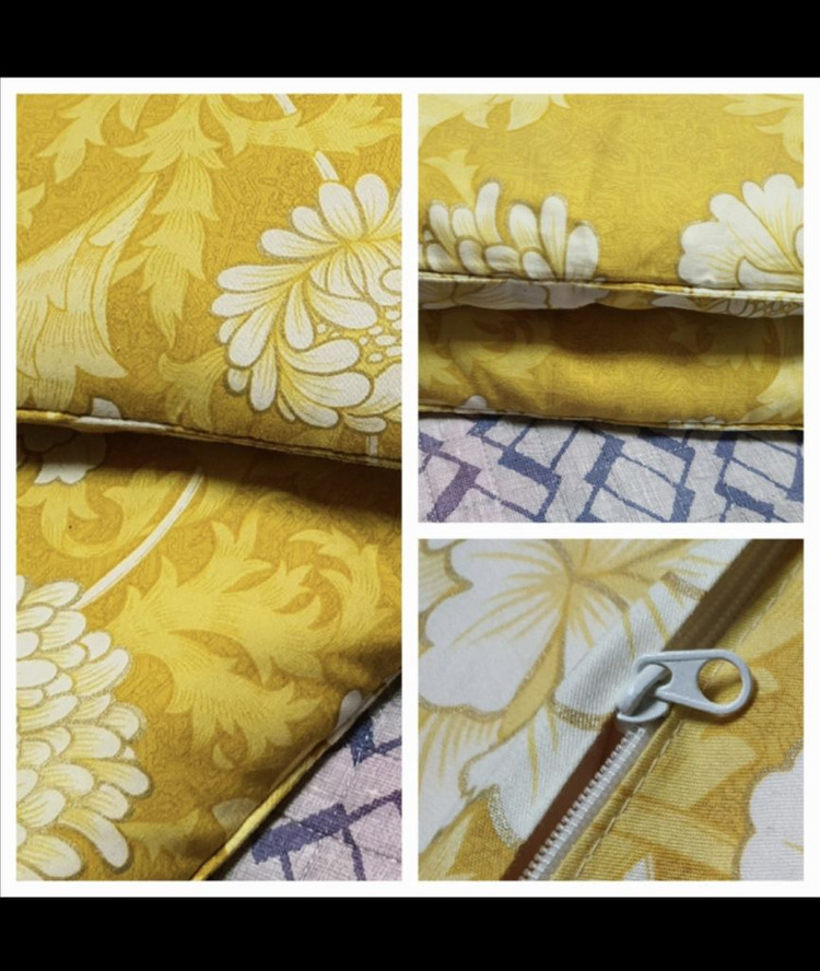 솜방석 2개 같은 크기 솜이 많이 들어서 두툼함 고급면 지퍼커버임 7천원 이미지