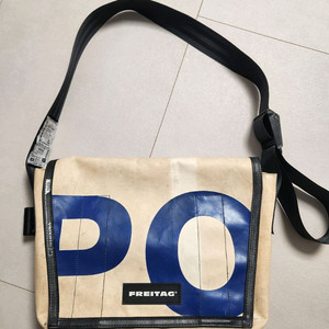 프라이탁 덱스터 아이보리 블루 이미지