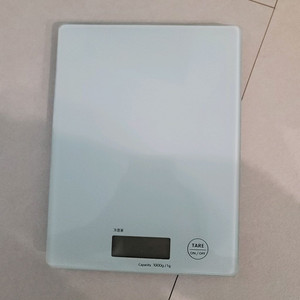 다이소 주방용 전자 저울 1000g 이미지