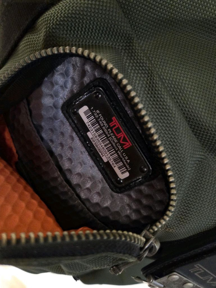 투미 카키 백팩 이미지