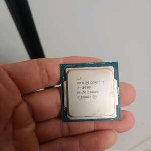 10700F 판매합니다.