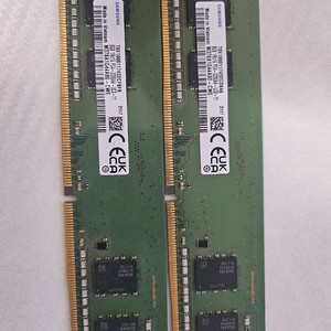삼성전자 DDR4 8G 2개팝니다