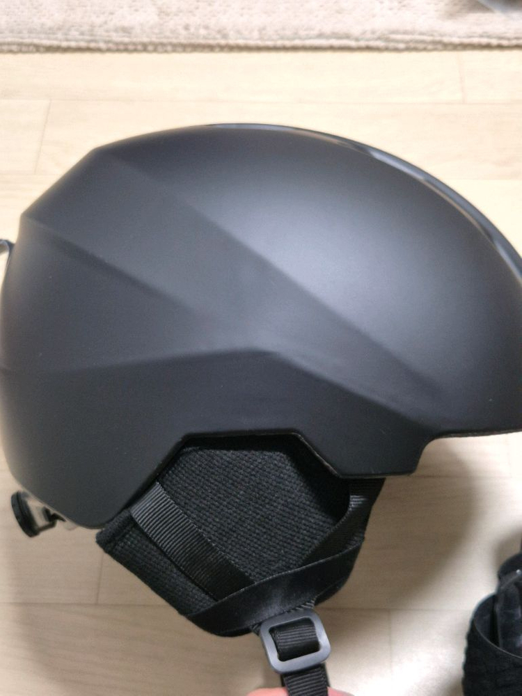 데카트론 스키 스노우보드 헬멧 + 고글 이미지