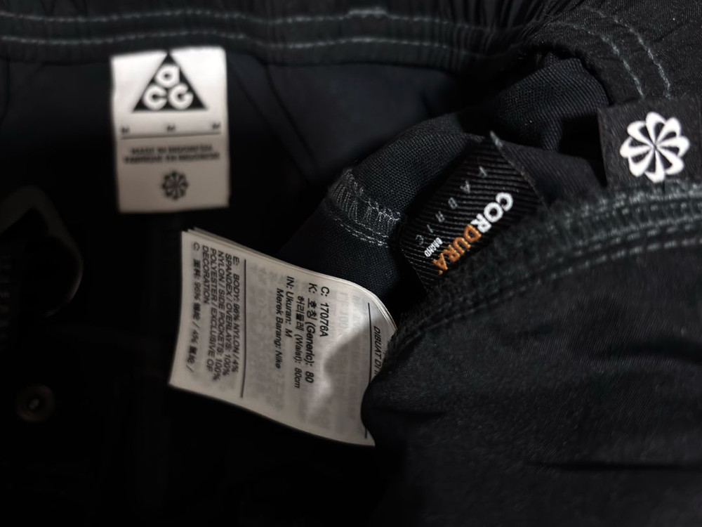 [30~31]새상품 나이키 ACG 스미스서밋 카고팬츠 블랙--2