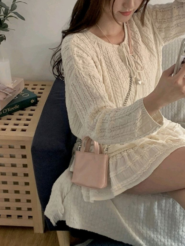 쇼퍼랜드 케이블 리본 니트 볼레로 가디건 발레코어 / 프렌치오브 메이비베이비 로버블 크림치즈마켓 러브앤드팝 니어웨어 이미지