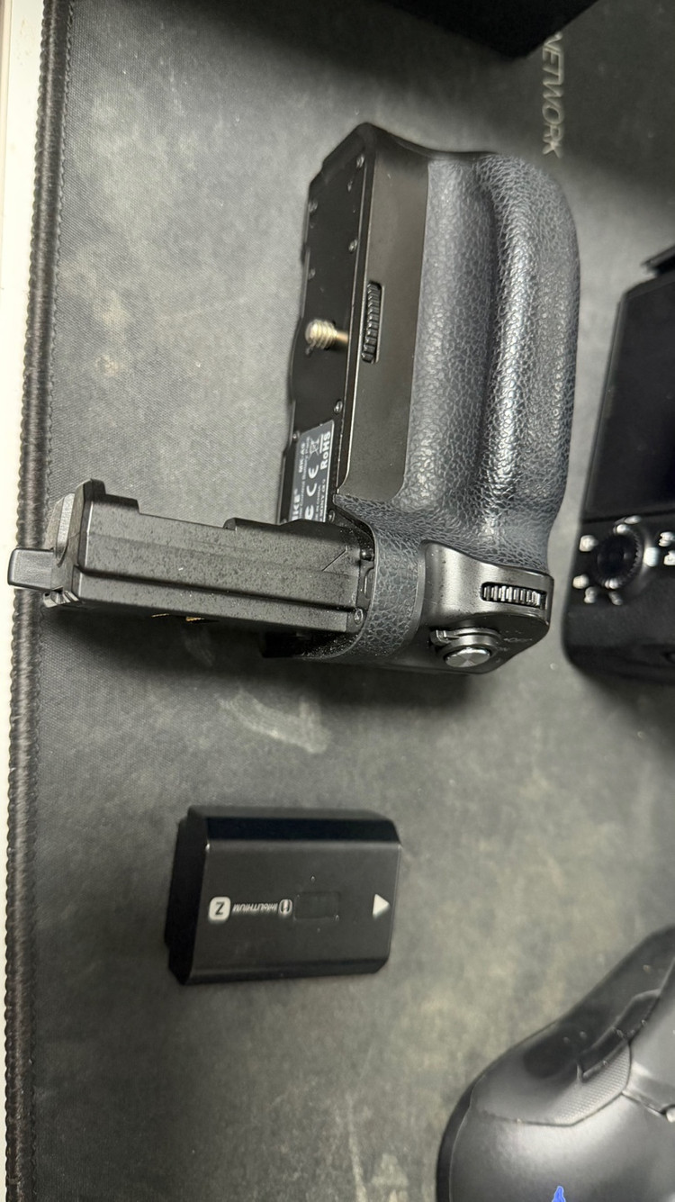 소니 a7m3 + 세로그립--1