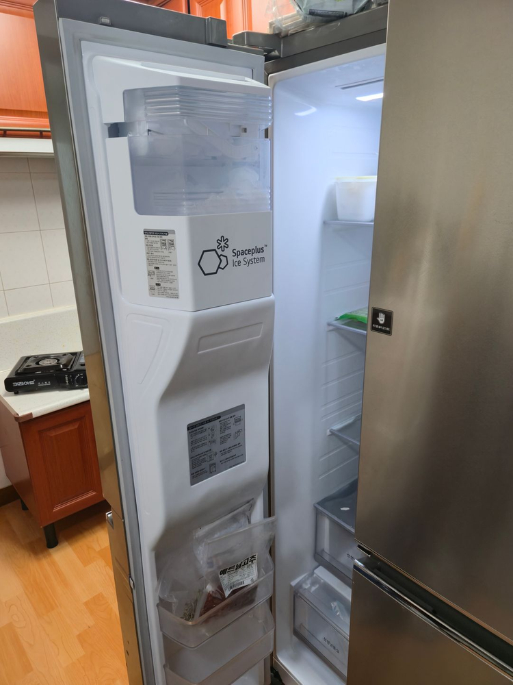 Lg디오스 813L 얼음정수기 냉장고 이미지