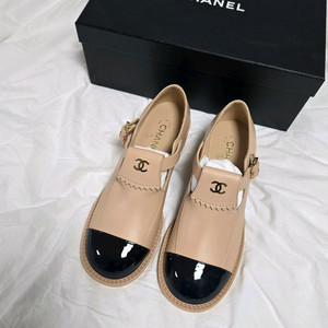 샤넬 마크다운 버클 메리제인 로퍼 베이지 39 새제품