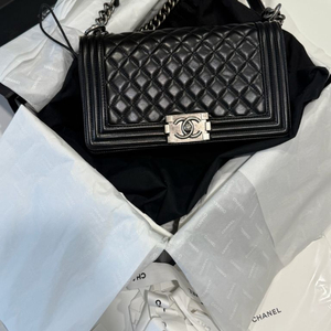 보이 샤넬 플립 백 이미지