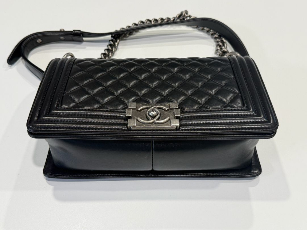 보이 샤넬 플립 백 이미지