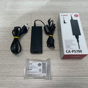 캐논 정품 CA-PA700 전원공급어댑터 + DR-E17 DC커플러 더미배터리 셋트 판매합니다