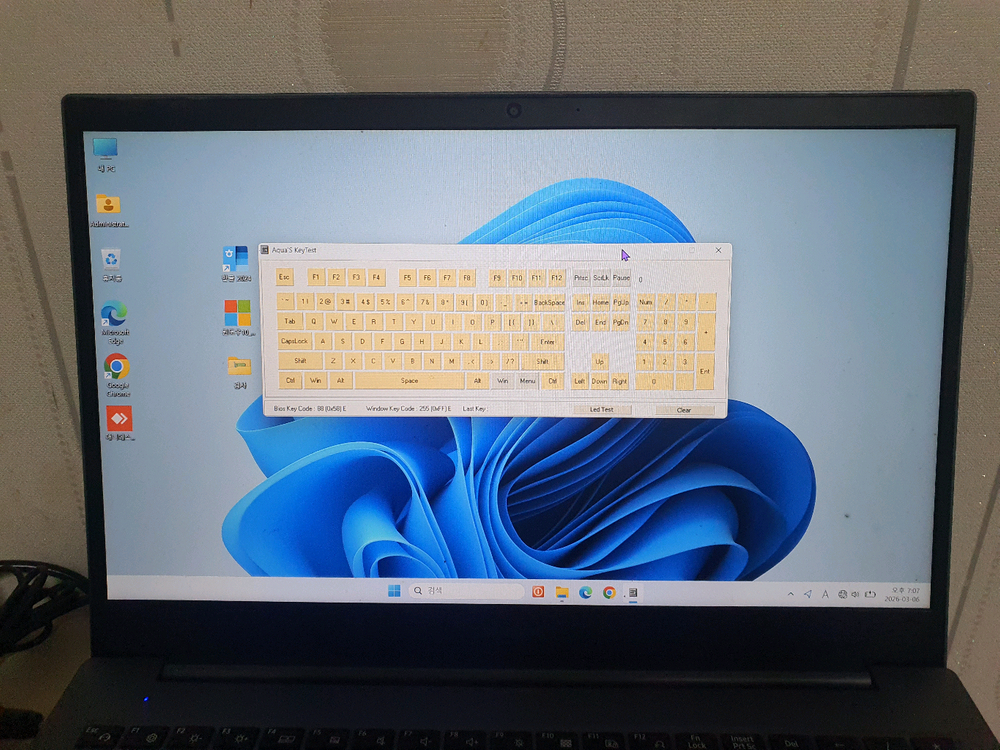 부품용 심성노트북 NT550-XDA i5 11세대--2