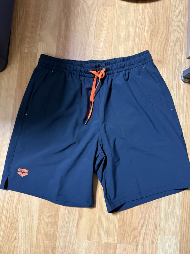 아레나 남자 사각 수영복 팝니다(새제품)--2