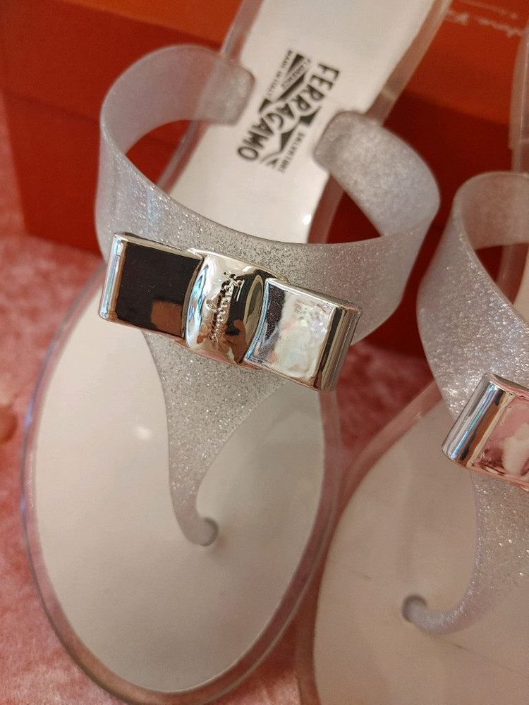 정품- 페라가모 슬리퍼--1