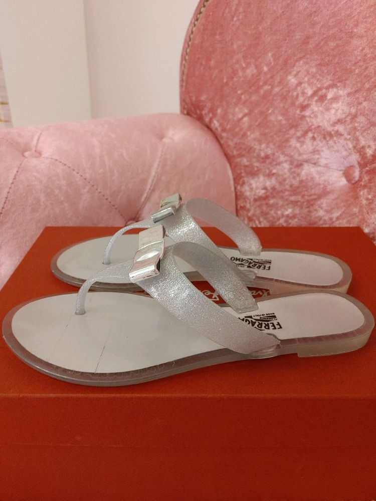 정품- 페라가모 슬리퍼--3