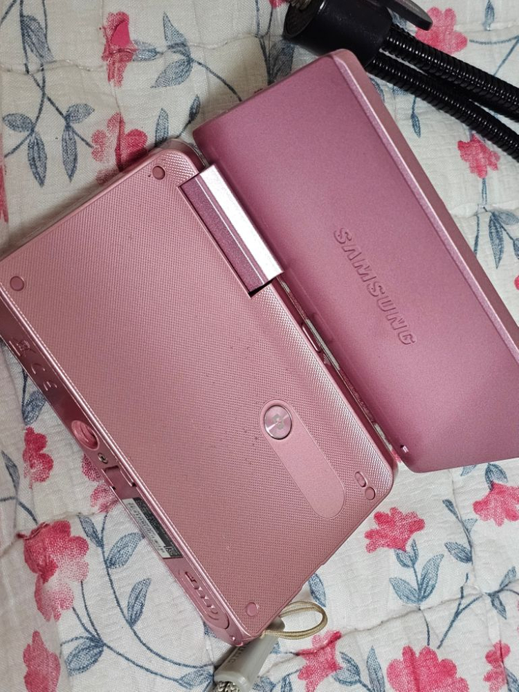 삼성 미러리스 MV900F 뉴 미러팝 핑크디카 Y2K 삼각대 이미지