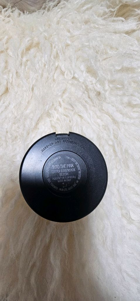 맥 인 투더 핑크 치크 이미지