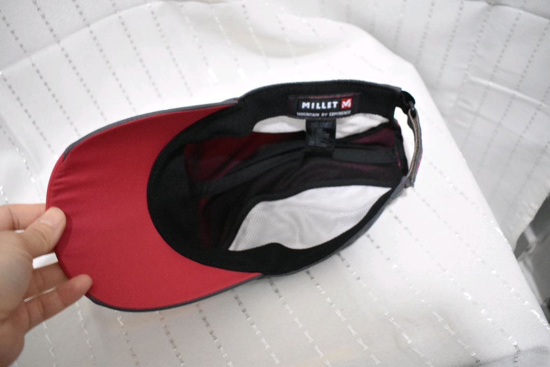 밀레 모자 56.5cm 이미지