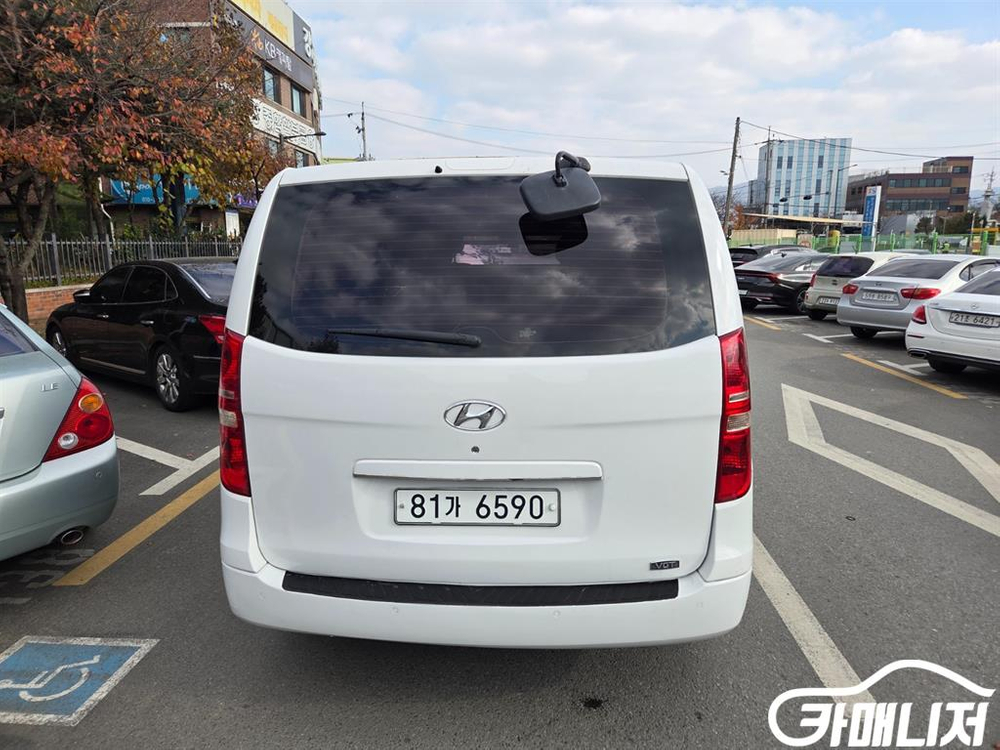 [현대]그랜드 스타렉스 밴 5인승 CVX 럭셔리 #3월급매 이미지