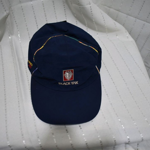 블랙야크 모자 이미지
