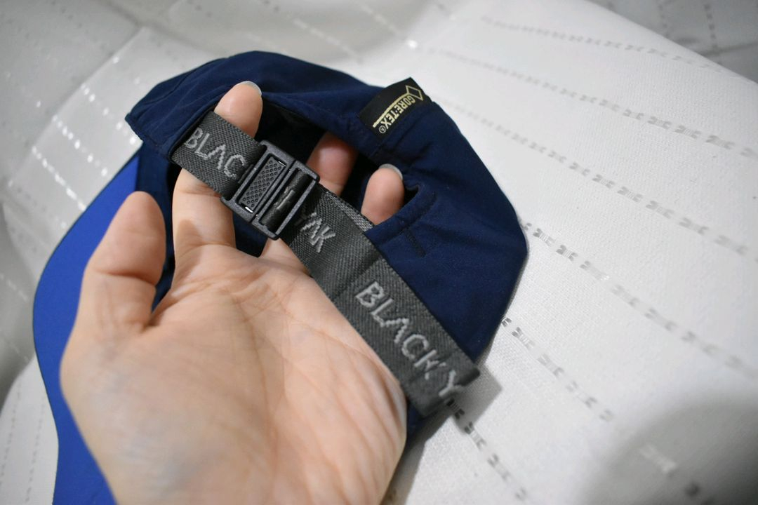 블랙야크 모자 이미지