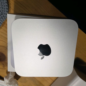 M2 맥미니 기본 사양 팝니다