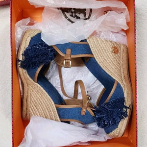 새상품/정품 토리버치 에스파듀 데님 웨지 샌들/37.5