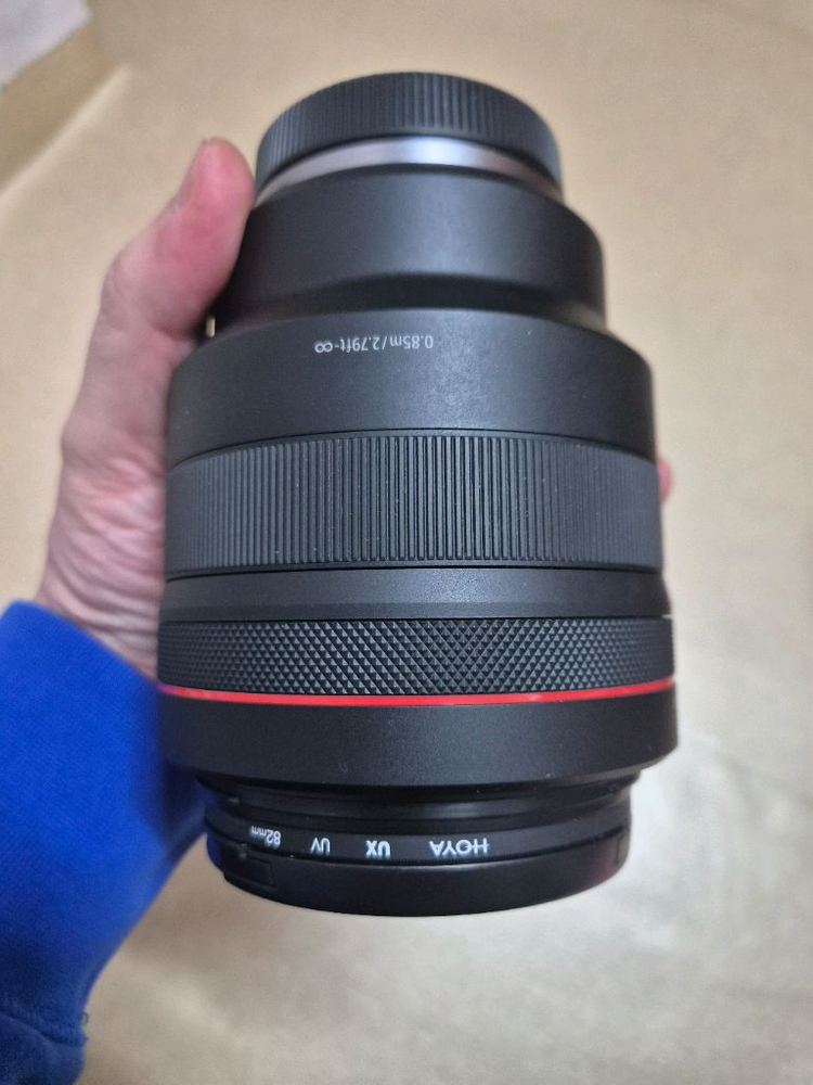 RF 마운트 85mm F1.2 L USM 렌즈 이미지