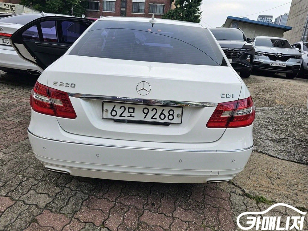 [벤츠]E-클래스 W212 E220 CDI 아방가르드 #3월급매--1