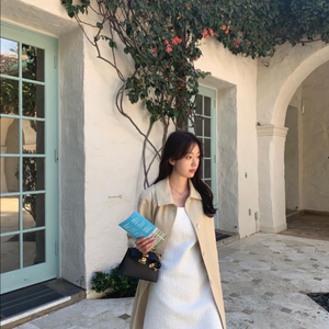 새상품) 르플레인 누아 트렌치코트