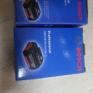 보쉬 배터리2개 6.0암페어