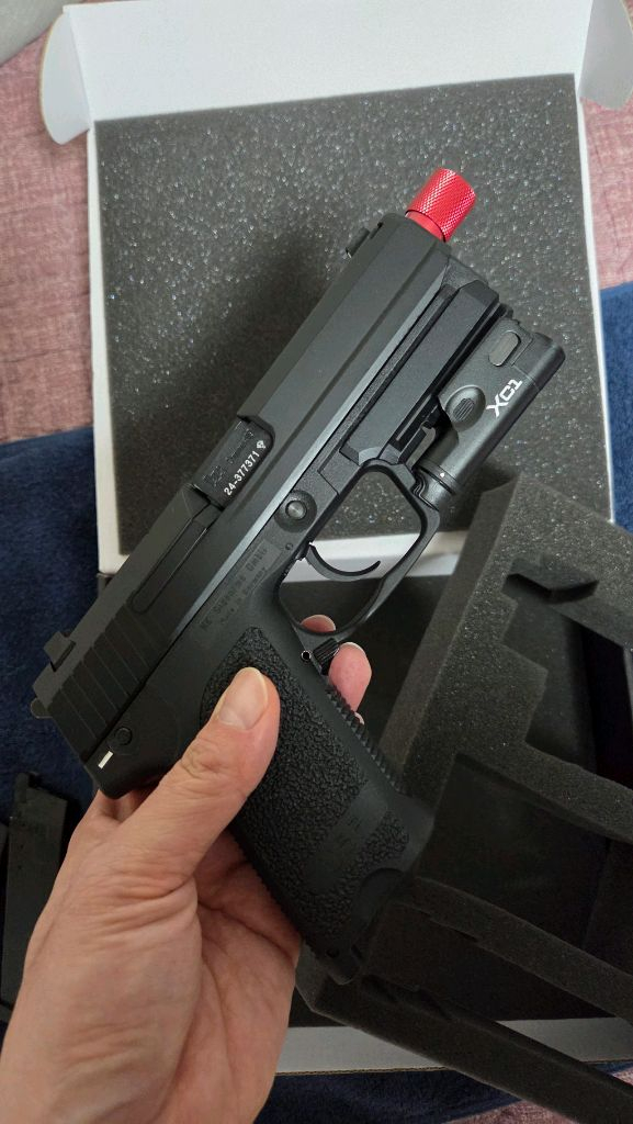 SRC USP9 + 탄창2개 + XC1--2