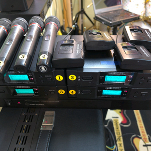 무선 마이크 4채널(벨트팩+핀마이크포함)