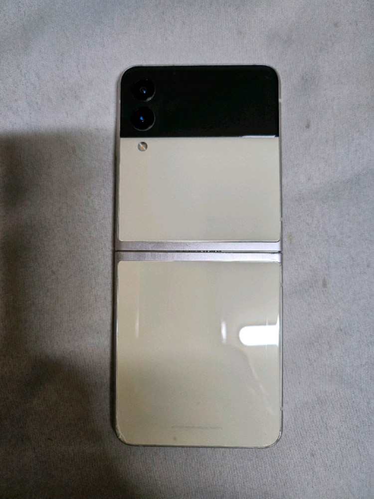 갤럭시z플립3 급처분 10만원--3