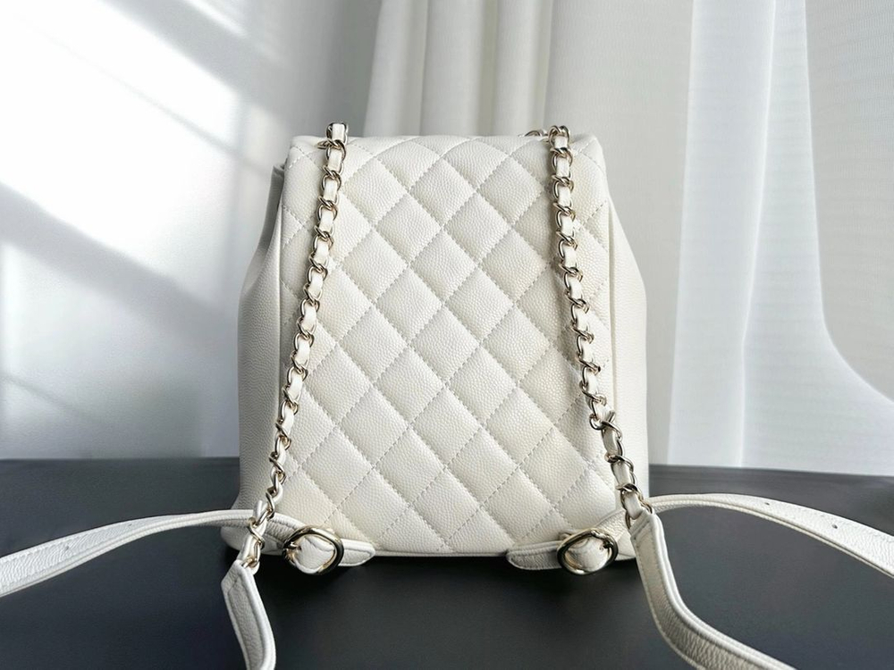 [새상품] 샤넬 듀마 투포켓 백팩 캐비어 화이트 미듐--1