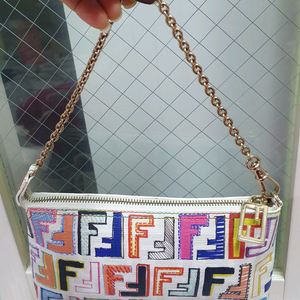 (정품) 펜디 미니 체인백