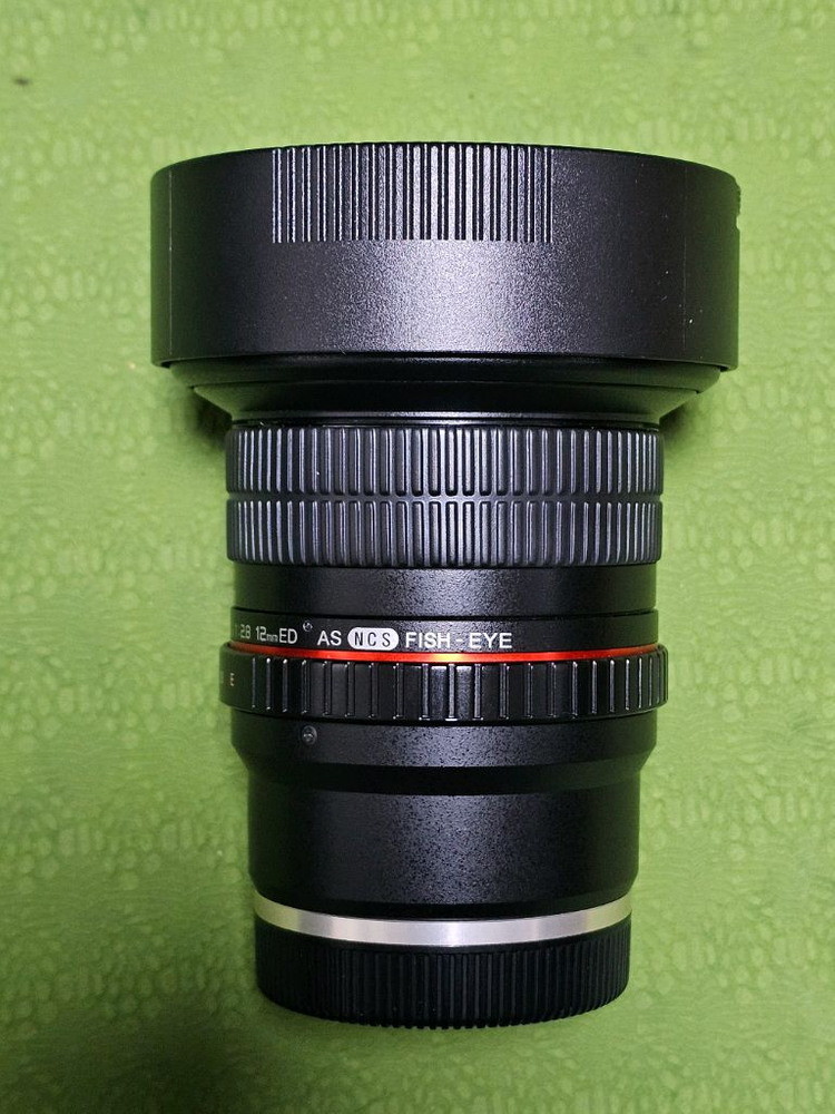삼양 12mm f/2.8 어안 단렌즈. 소니Fe용 이미지