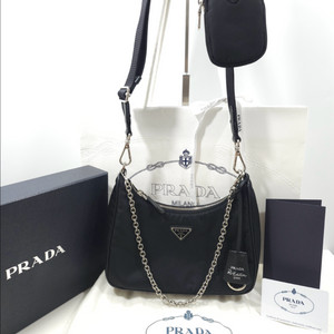 프라다 리에디션 2005 리나일론백