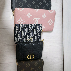 류이 디욜 장지갑 반지갑 새상품